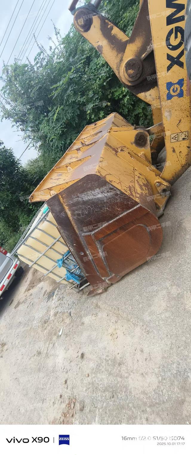 工作装置整体（整机外观及大件）