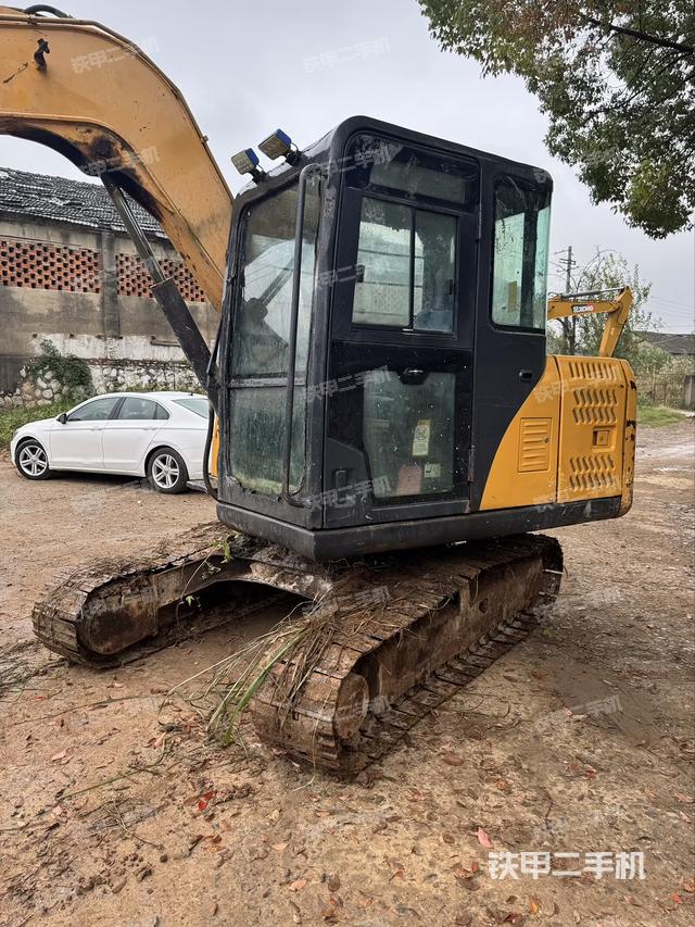 驾驶室整体（整机外观）