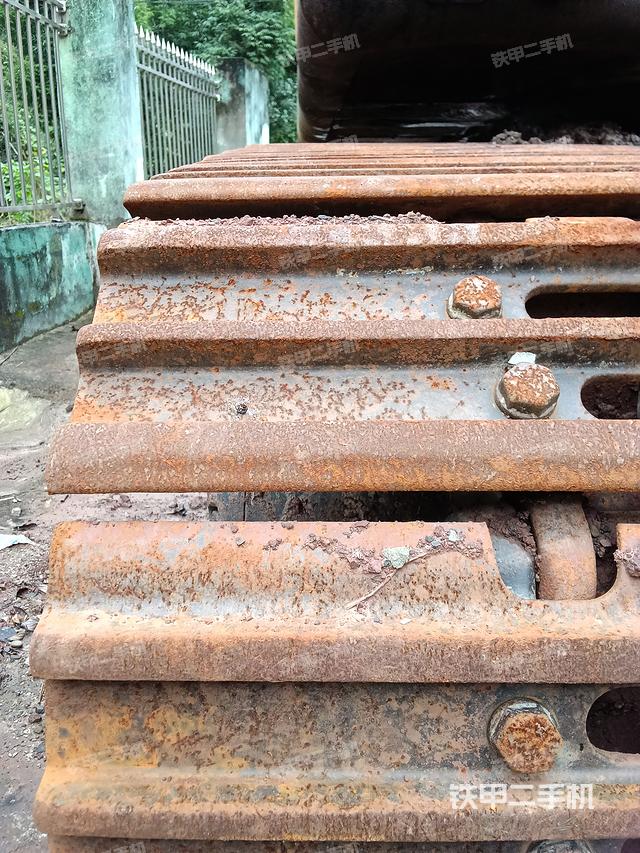 单侧履带整体（整机外观）