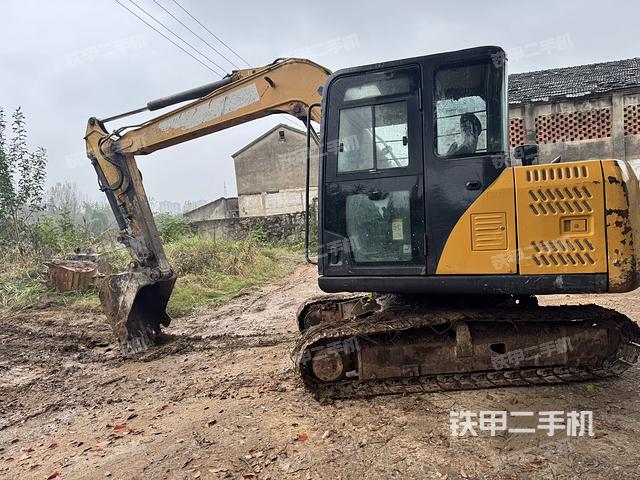 三一重工SY65C挖掘机