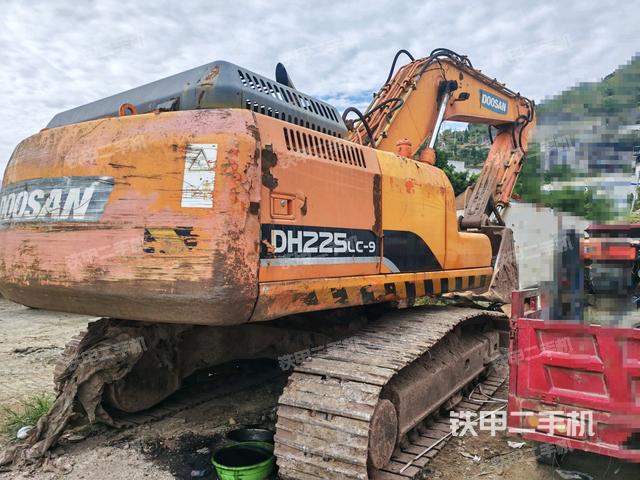 右后45（整機(jī)外觀）