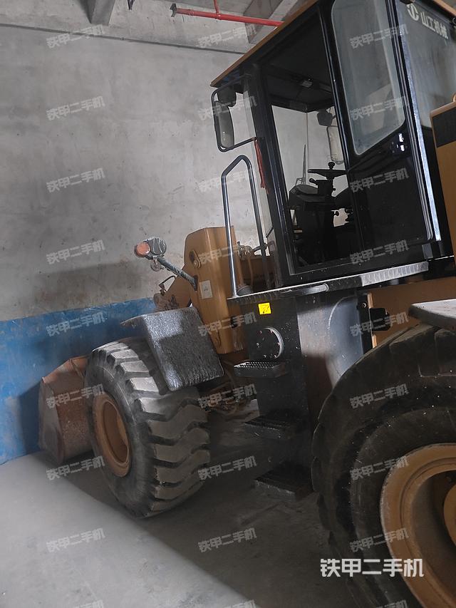 山工SEM652D 超高裝載機(jī)