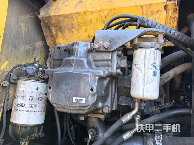 液压泵斜45 左（大件舱室）