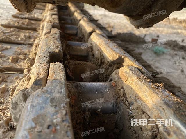 單側(cè)履帶整體（整機外觀）