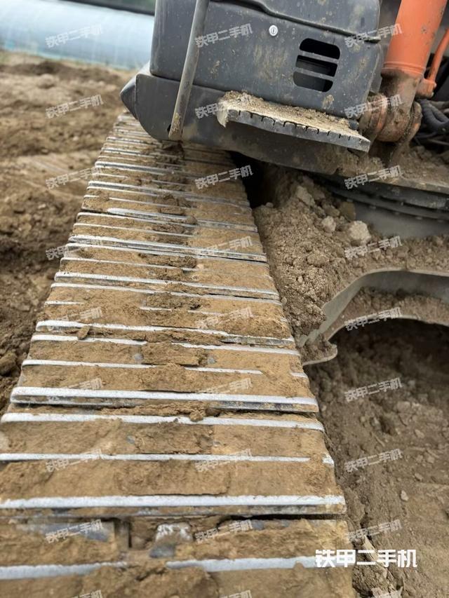 单侧履带整体（整机外观）