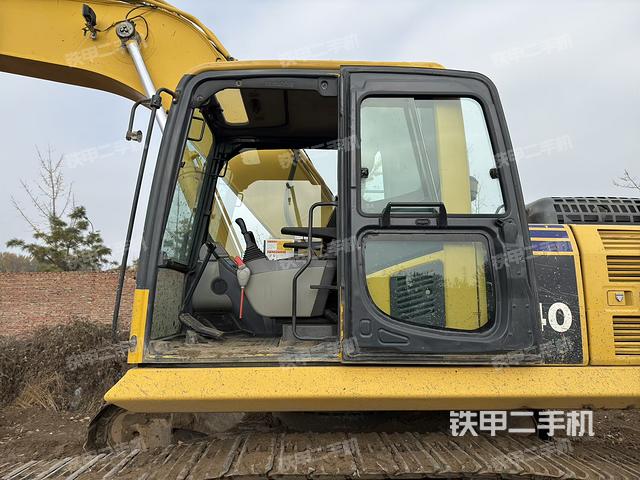 驾驶室整体（整机外观）