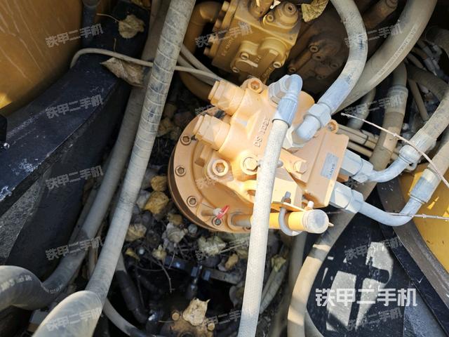 气门室盖螺丝特写（上车部件）