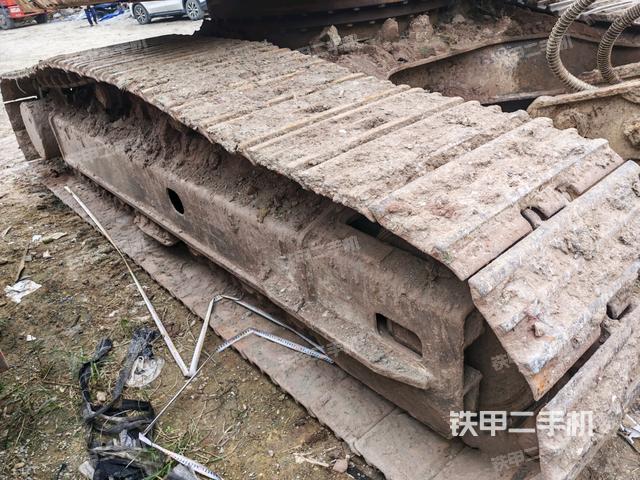 右側(cè)履帶整體（行走機(jī)構(gòu)）