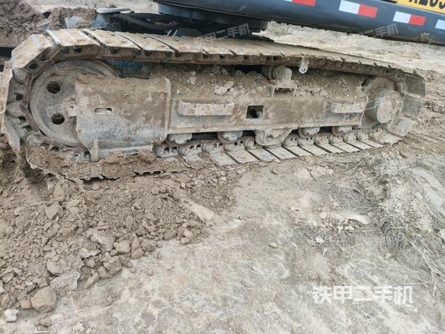 单侧履带整体（整机外观）