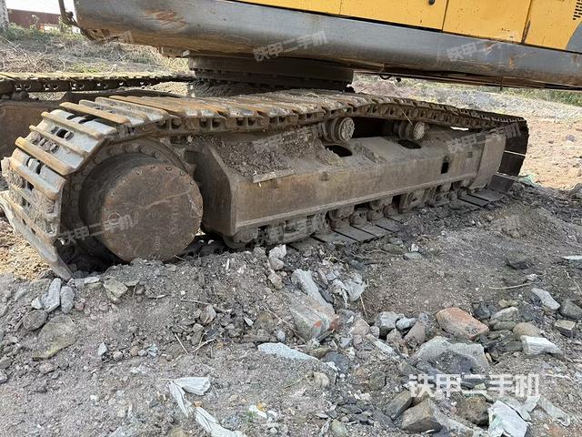 單側(cè)履帶整體（整機外觀）