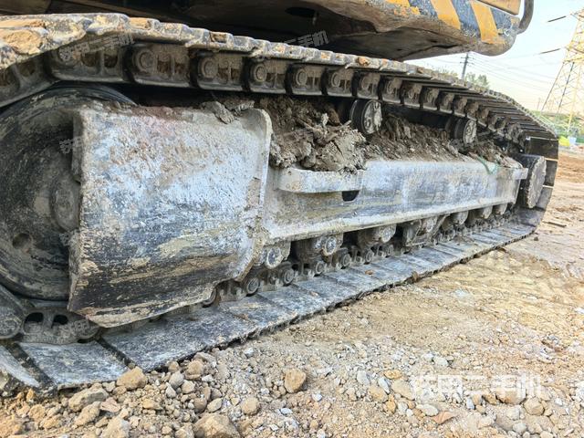 左侧履带整体 （行走机构）