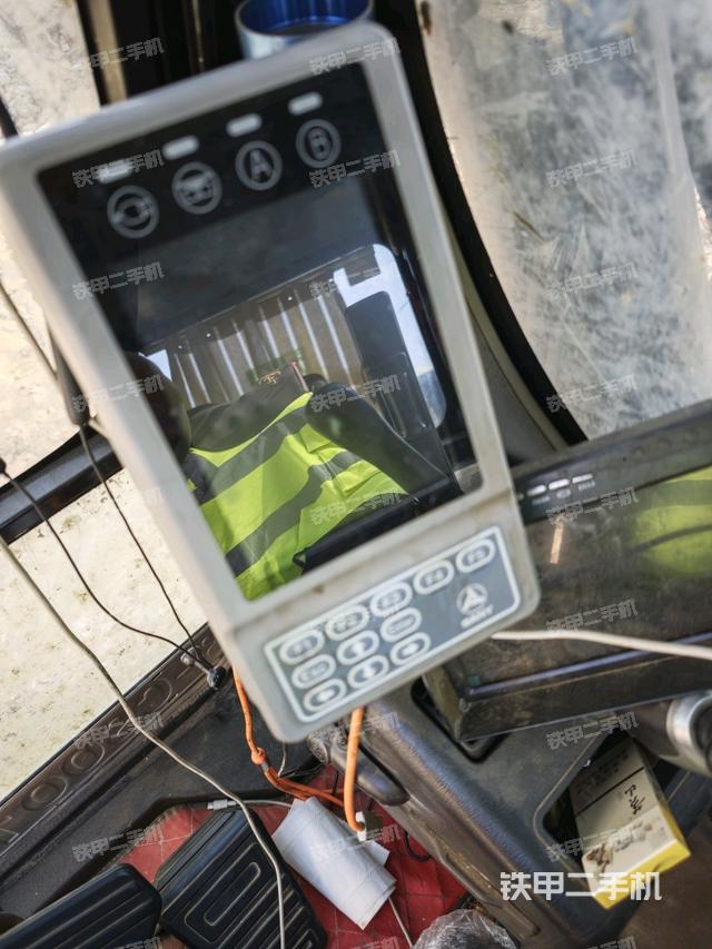 显示屏 （驾驶室部分）