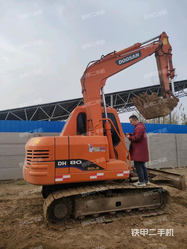 整機右后45°（整機外觀）