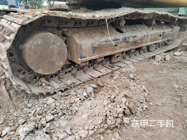 單側(cè)履帶整體（整機(jī)外觀）