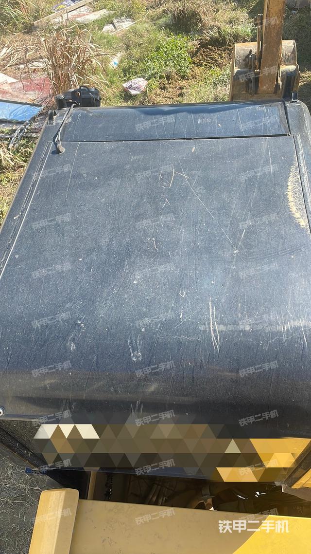 駕駛室頂部（整機(jī)外觀）