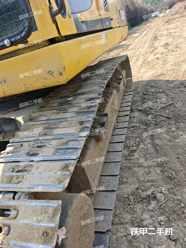 单侧履带整体（整机外观）