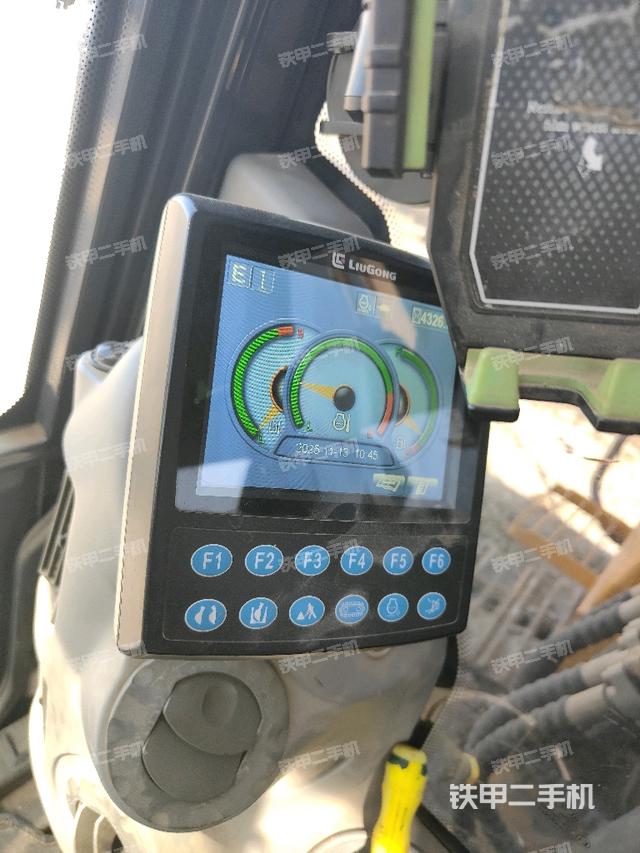 显示屏 （驾驶室部分）