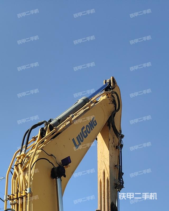 大臂整体 右侧（工作和回转装置）