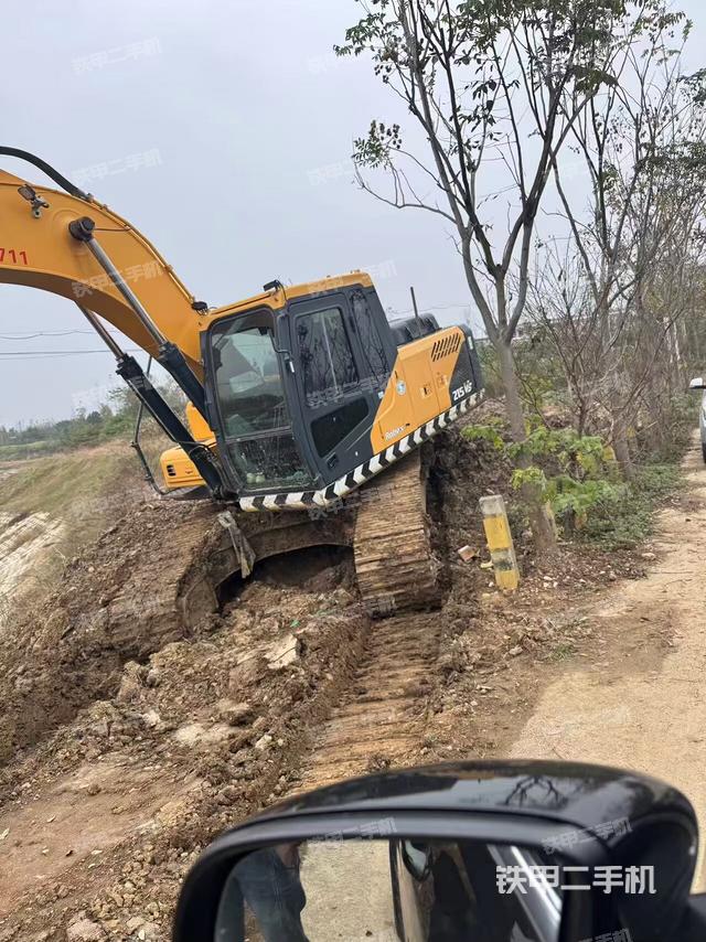 現(xiàn)代R215VS挖掘機(jī)