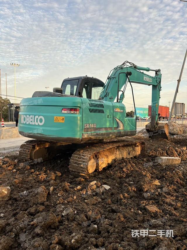 整机右后45°（整机外观）