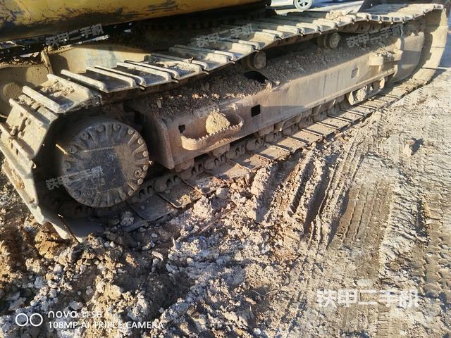 右側(cè)履帶整體（行走機構(gòu)）