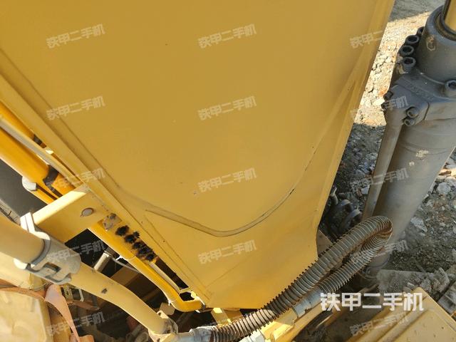 大臂根部 斜视（工作和回转装置）