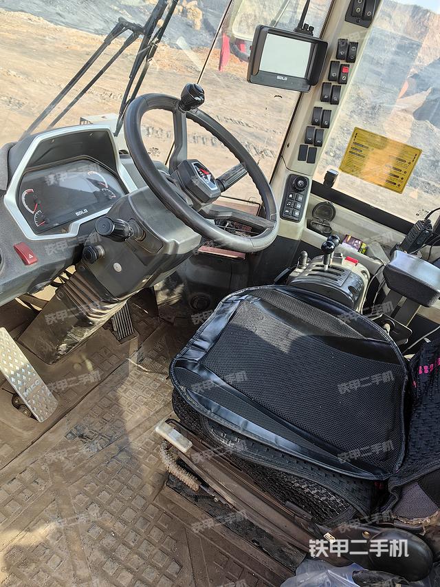 驾驶室工作台（整机外观及大件）