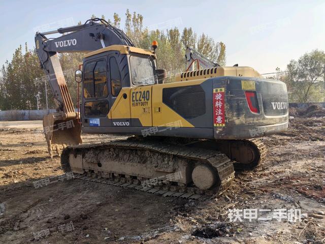 沃爾沃EC240CL清道夫挖掘機(jī)