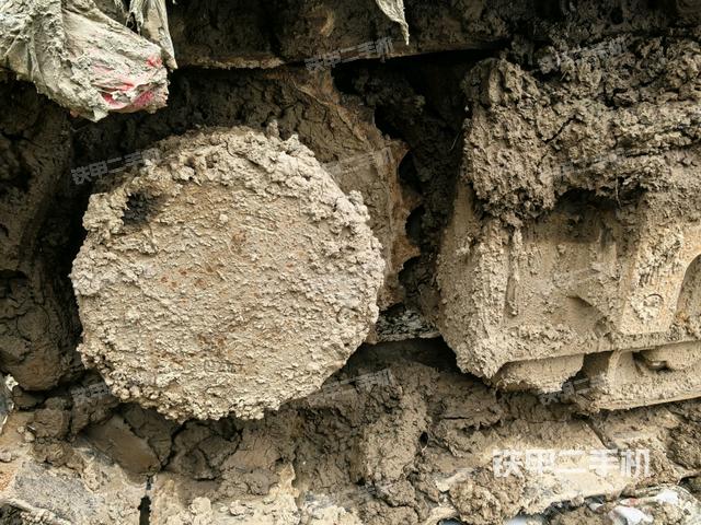 左驅(qū)動(dòng)輪（行走機(jī)構(gòu)）