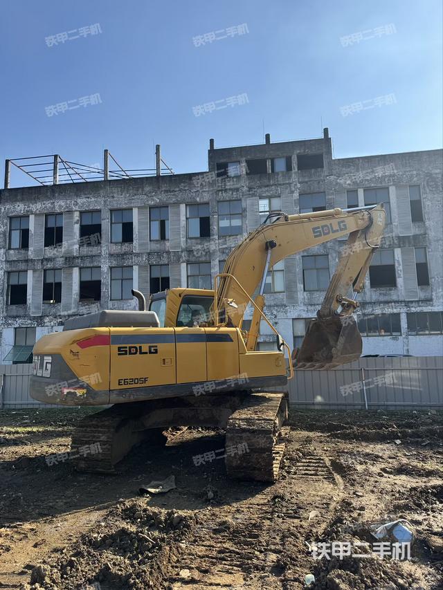 整机右后45°（整机外观）