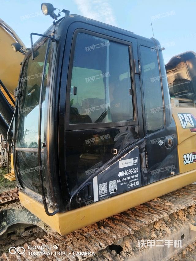 駕駛室左前45度（駕駛室部分）