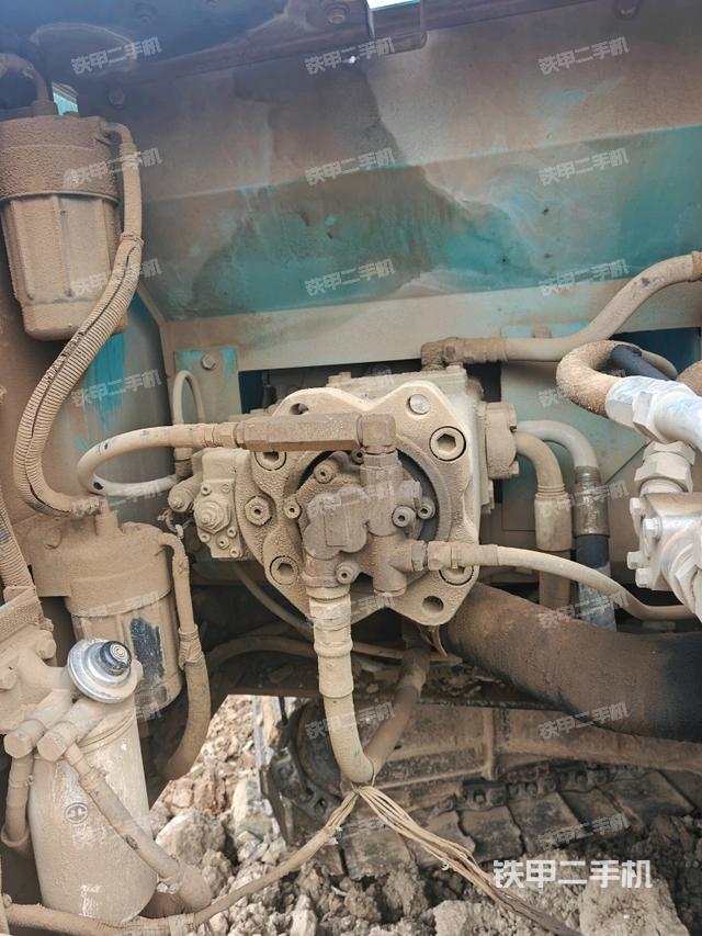 液压泵室（大件舱室）