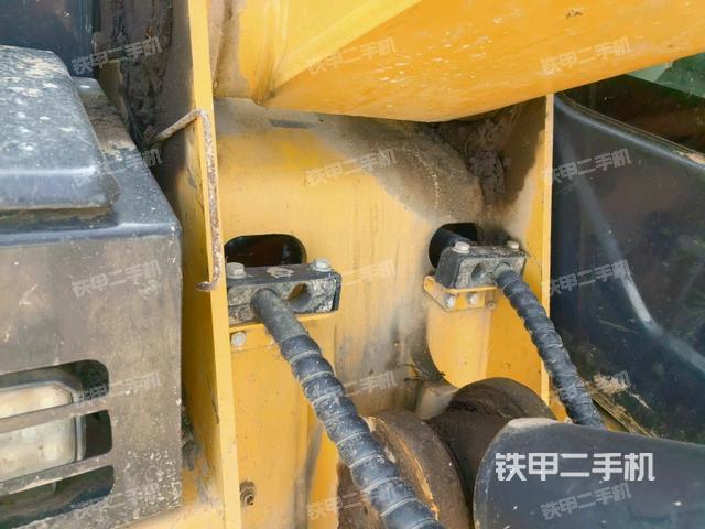 大臂根部 斜（工作和回转装置）