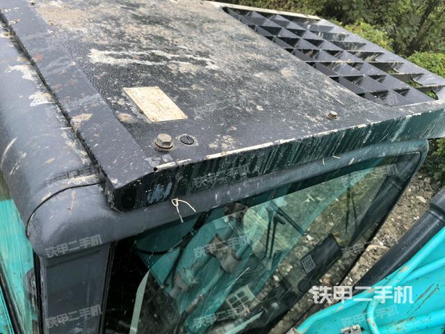 駕駛室頂部俯視（上車部件）