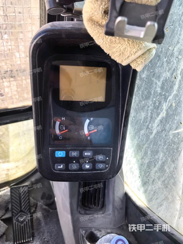 显示屏 （驾驶室部分）