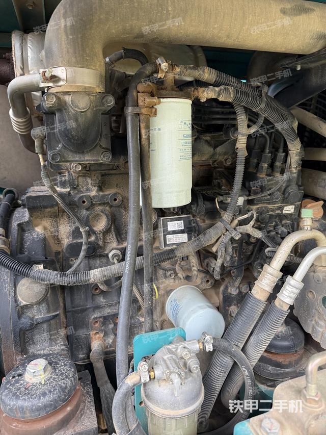 发动机整体俯视（整机外观）