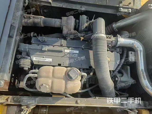 发动机整体俯视（整机外观）