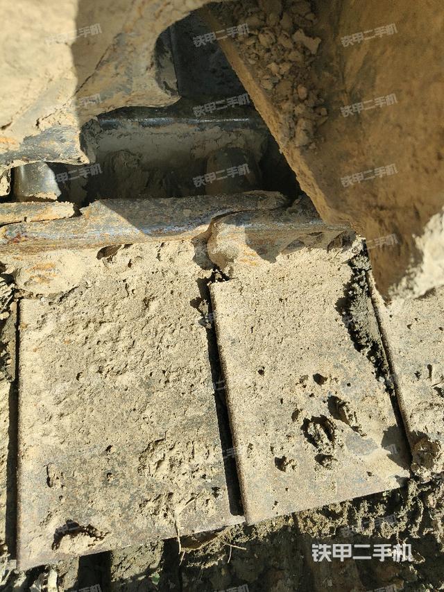 左驱动轮（行走机构）