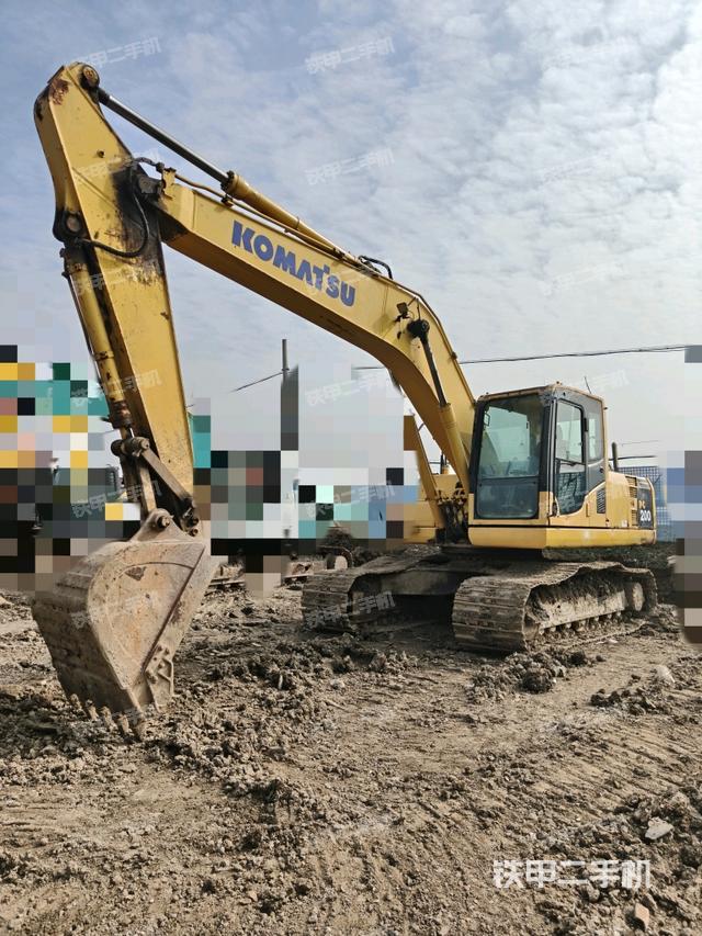 小松PC200-8M0挖掘机