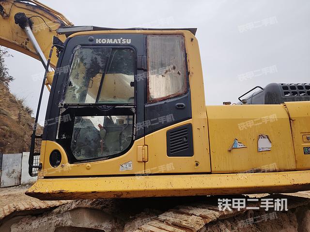 驾驶室整体（整机外观）