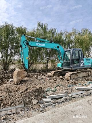 神钢SK130-8挖掘机