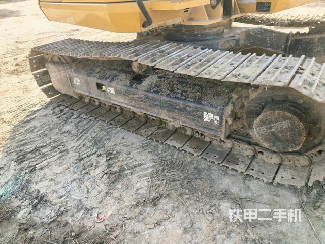 左侧履带整体 （行走机构）