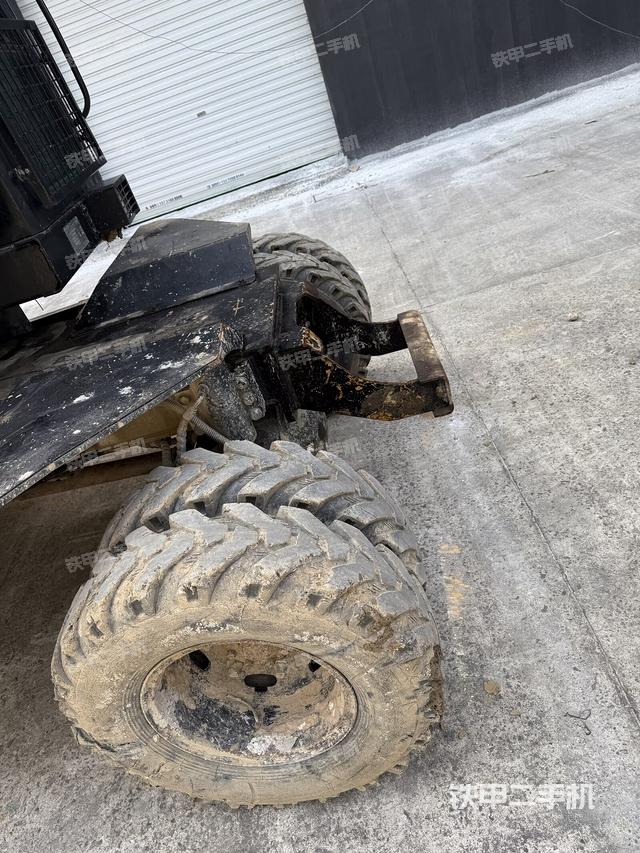 单侧履带整体（整机外观）