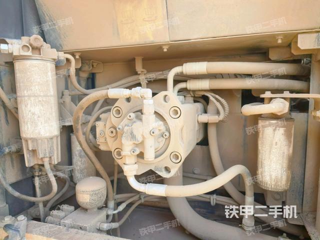 液压泵斜45 左（大件舱室）