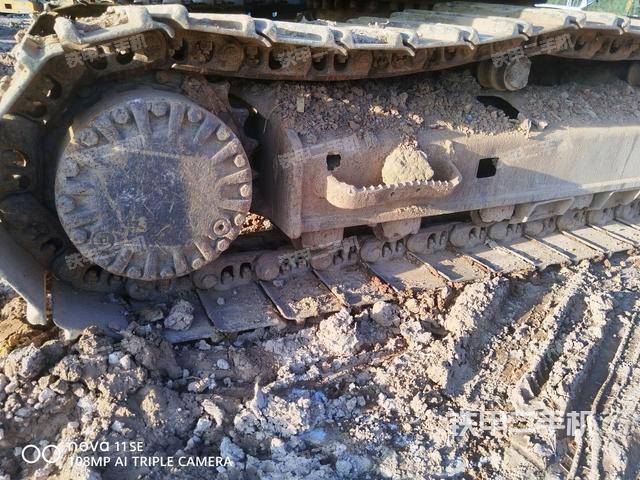 左側(cè)履帶整體?（行走機構(gòu)）