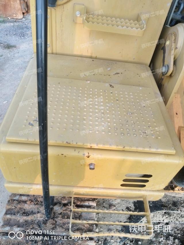 大臂整體?右側(cè)（工作和回轉(zhuǎn)裝置）