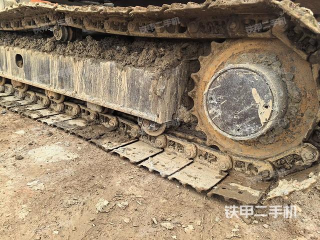 单侧履带整体（整机外观）