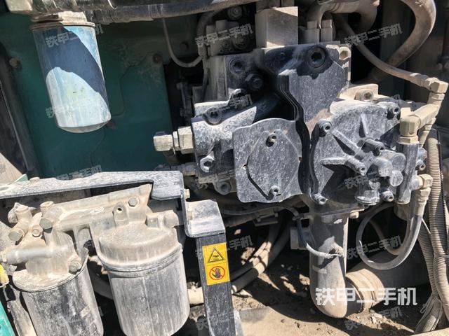 液压泵斜45 右（大件舱室）