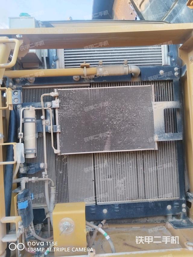 散熱器正面（大件艙室）