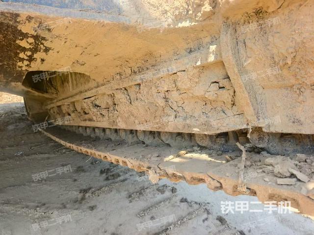 單側(cè)履帶整體（整機外觀）